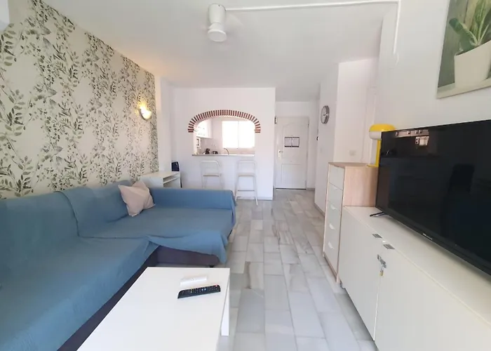 Erisa 1 A Dos Calles De La Playa! Торремолинос