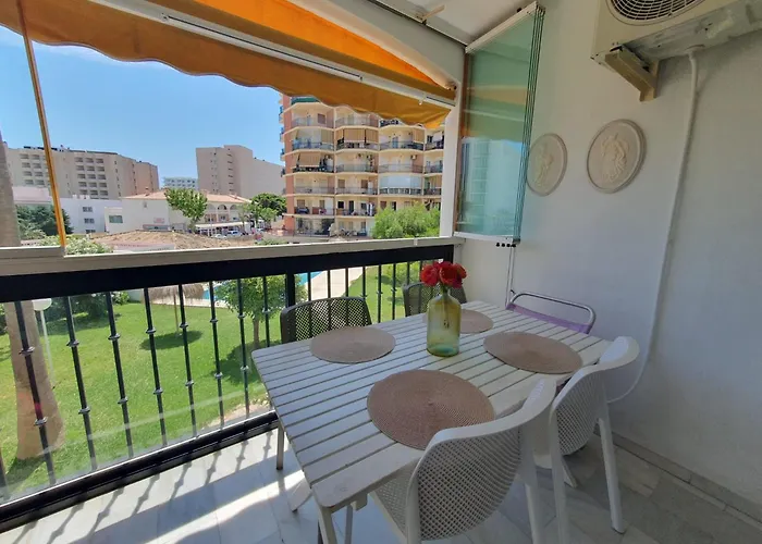 Erisa 1 A Dos Calles De La Playa! *