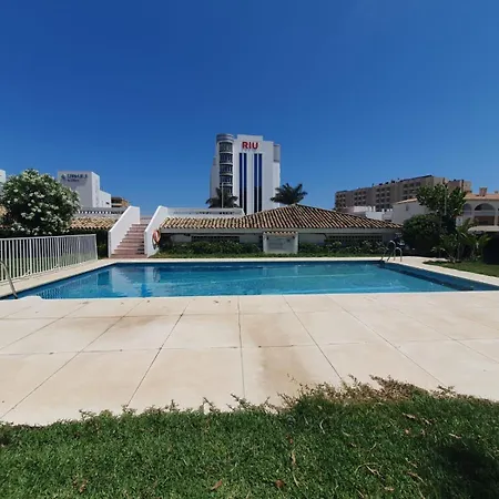 Erisa 1 A Dos Calles De La Playa! *