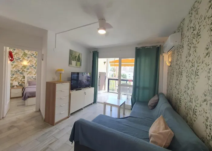 Erisa 1 A Dos Calles De La Playa!