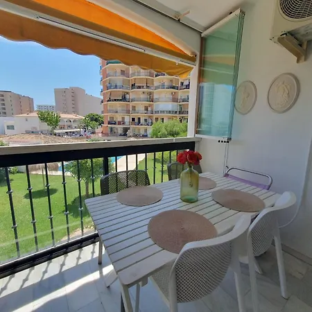 Erisa 1 A Dos Calles De La Playa! *