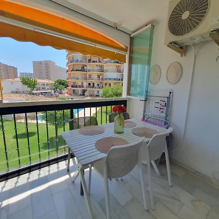 Erisa 1 A Dos Calles De La Playa! 公寓