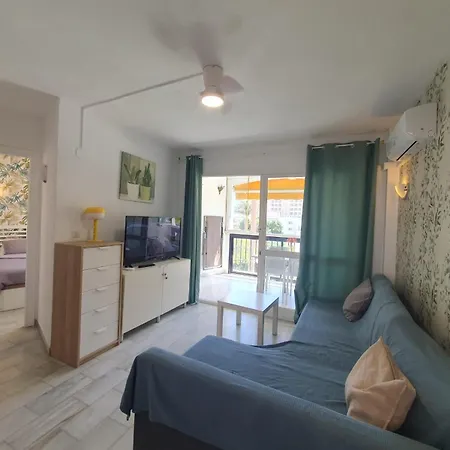 Erisa 1 A Dos Calles De La Playa!